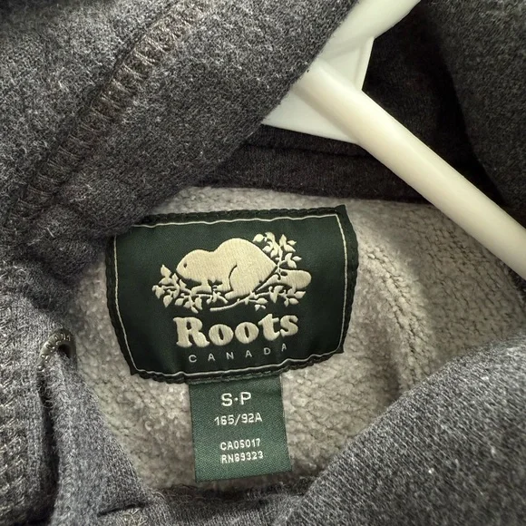 Roots Sweater - Picture 2 of 2